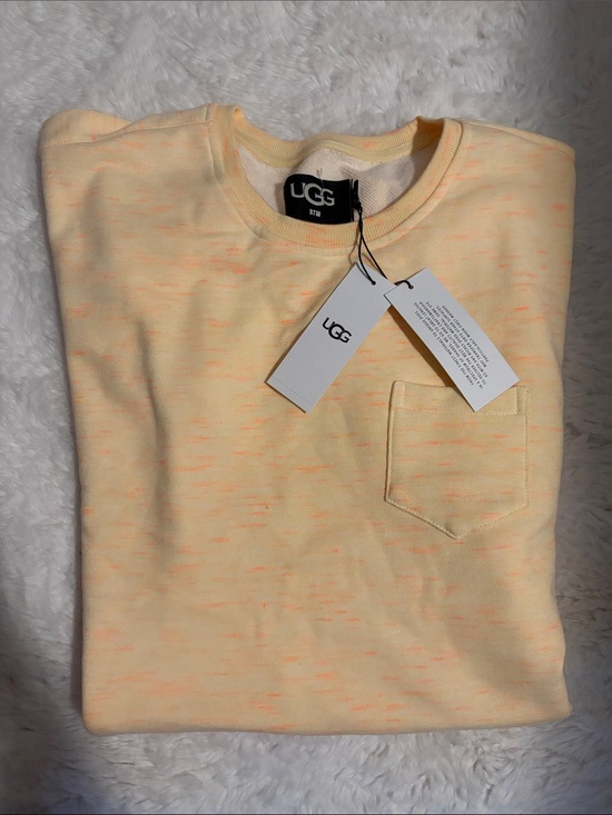 UGG Dresses & Skirts - UGG Pastel Yellow Pocket Crew Tee shirt dress Peach Fleck